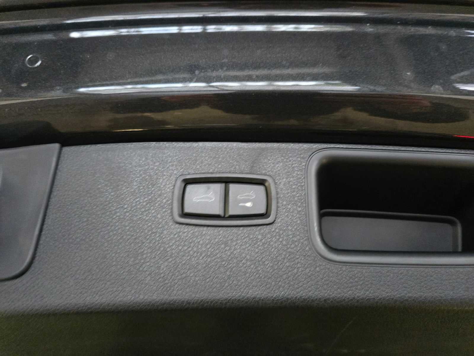 2021 Porsche Macan S