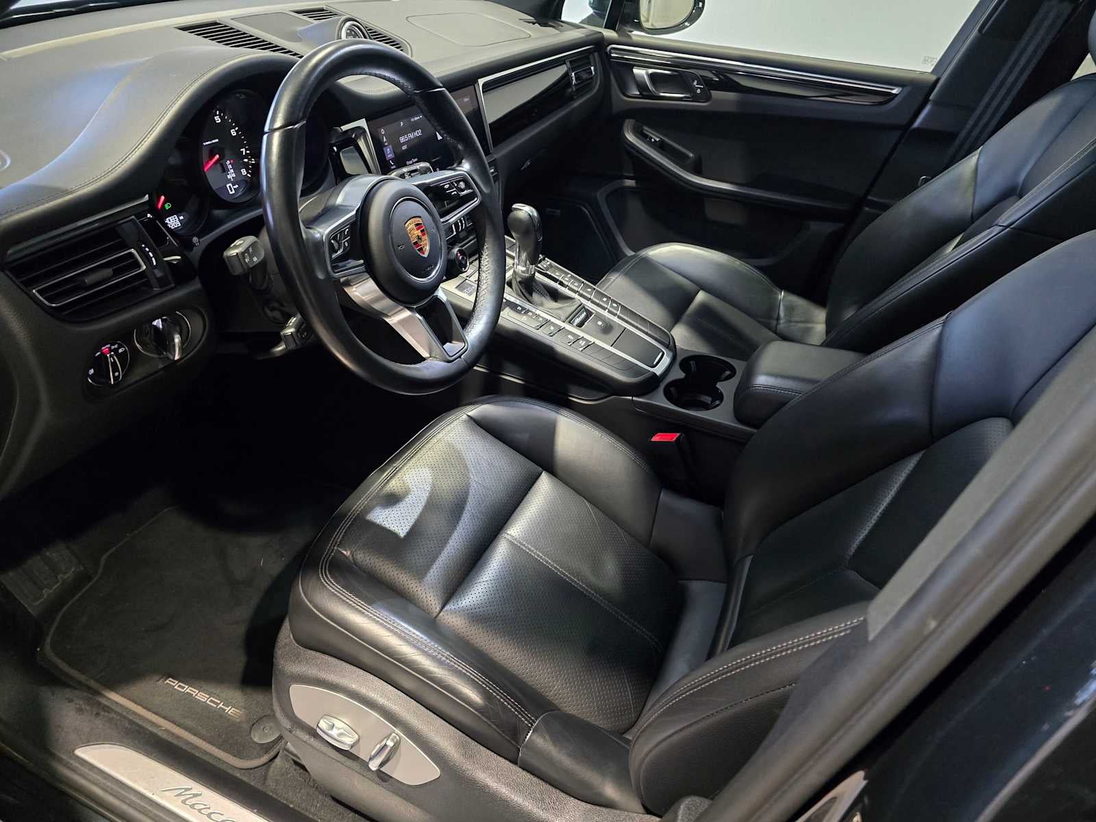 2021 Porsche Macan S