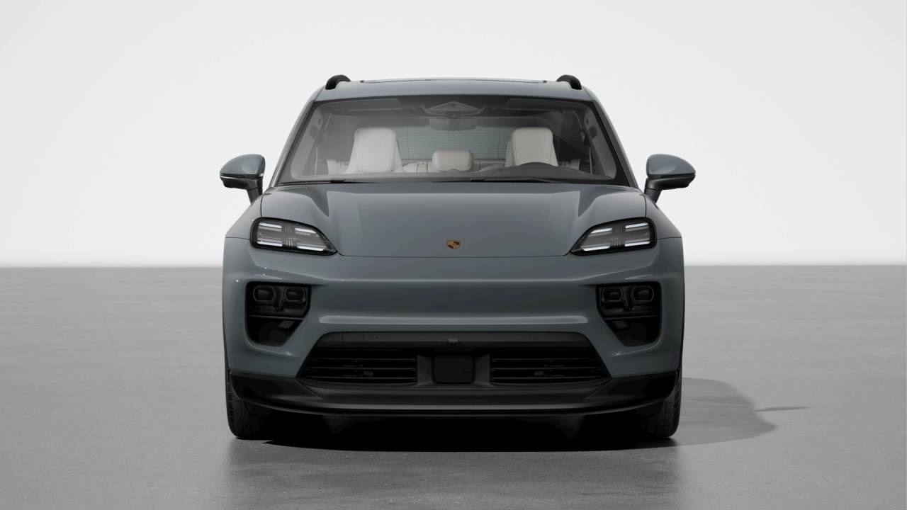 2025 Porsche Macan Electric 4S
