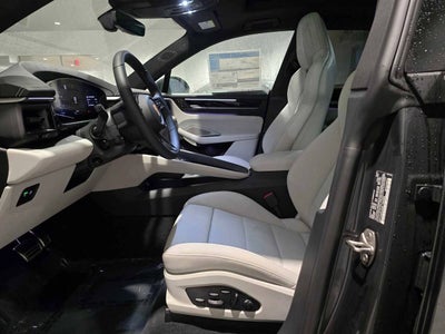 2025 Porsche Macan Macan 4S Electric