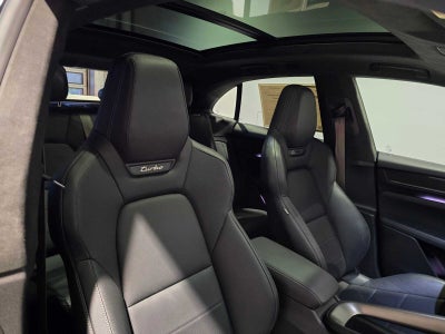 2025 Porsche Macan Electric Turbo