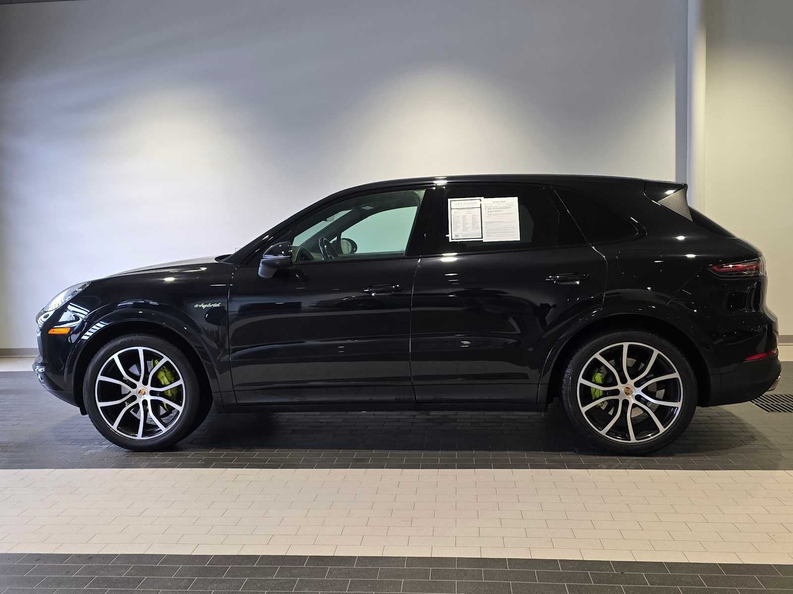 2020 Porsche Cayenne E-Hybrid
