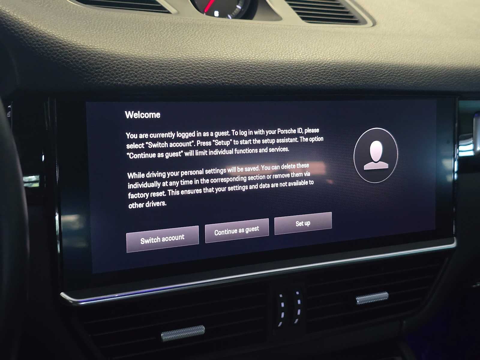 2022 Porsche Cayenne Cayenne E-Hybrid Platinum Edition (MY22)