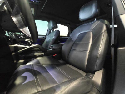 2022 Porsche Cayenne Cayenne E-Hybrid Platinum Edition (MY22)