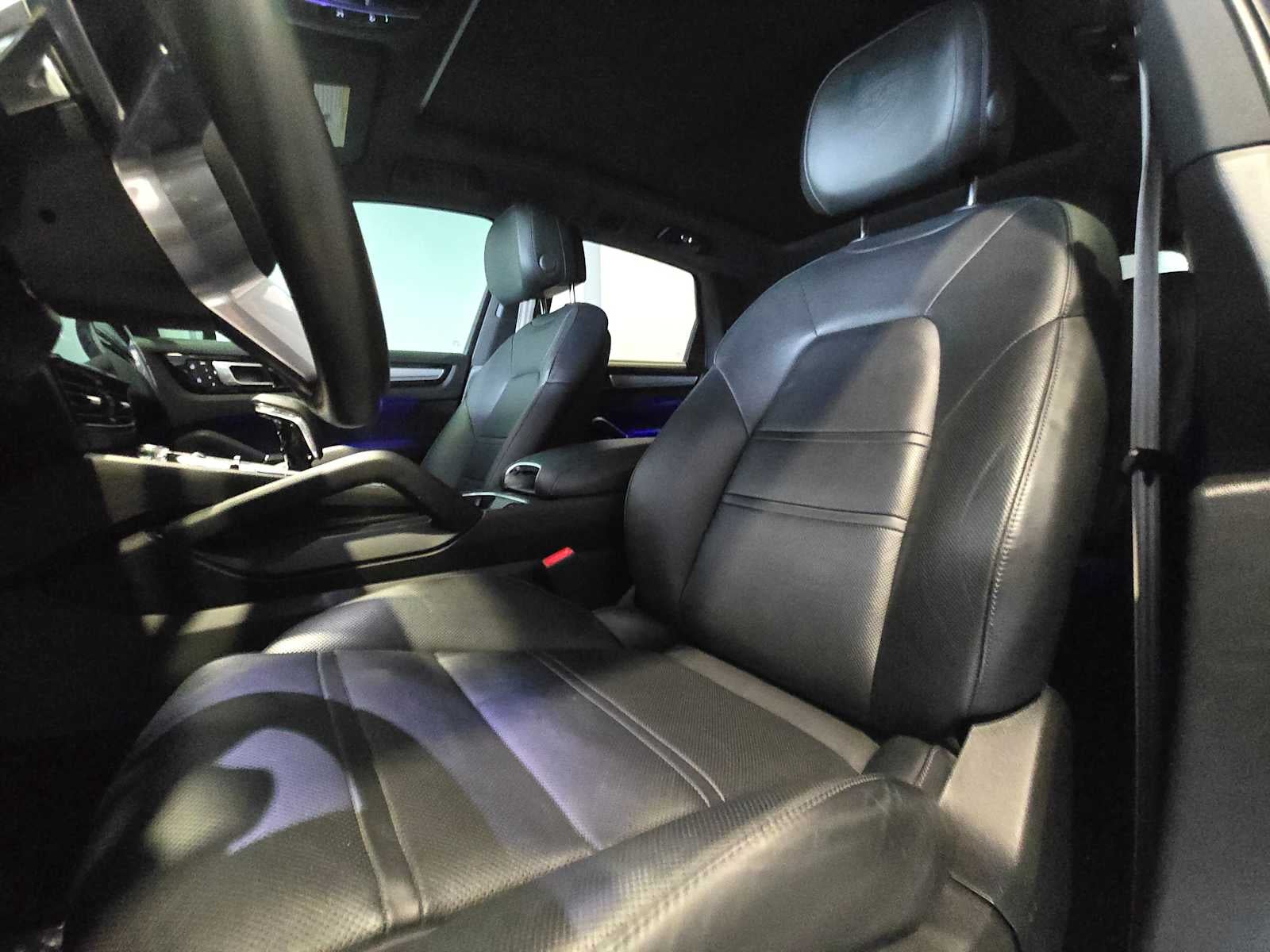2022 Porsche Cayenne Cayenne E-Hybrid Platinum Edition (MY22)