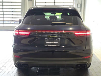2022 Porsche Cayenne Cayenne E-Hybrid Platinum Edition (MY22)