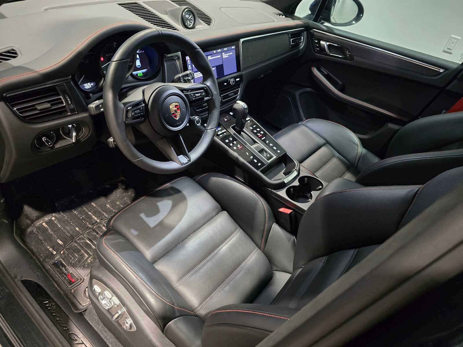 2026 Porsche Macan GTS