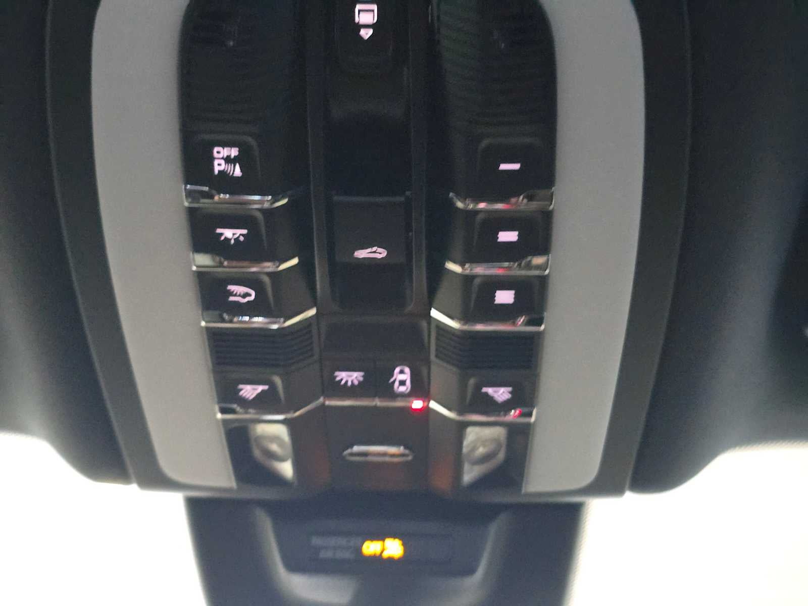 2025 Porsche Macan Macan GTS