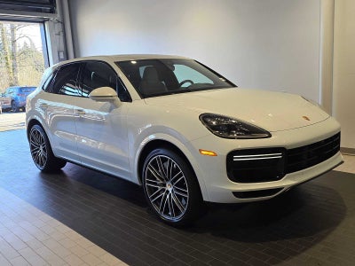 2023 Porsche Cayenne Turbo