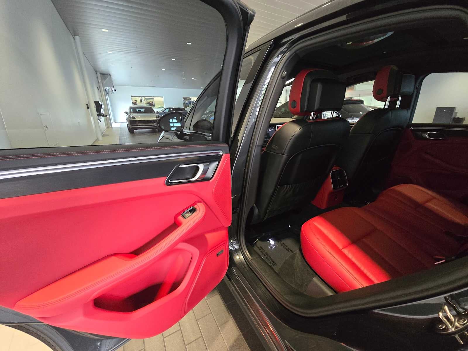 2021 Porsche Macan GTS