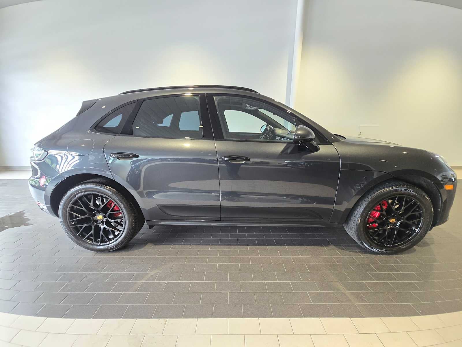 2021 Porsche Macan GTS