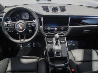 2025 Porsche Macan Macan S
