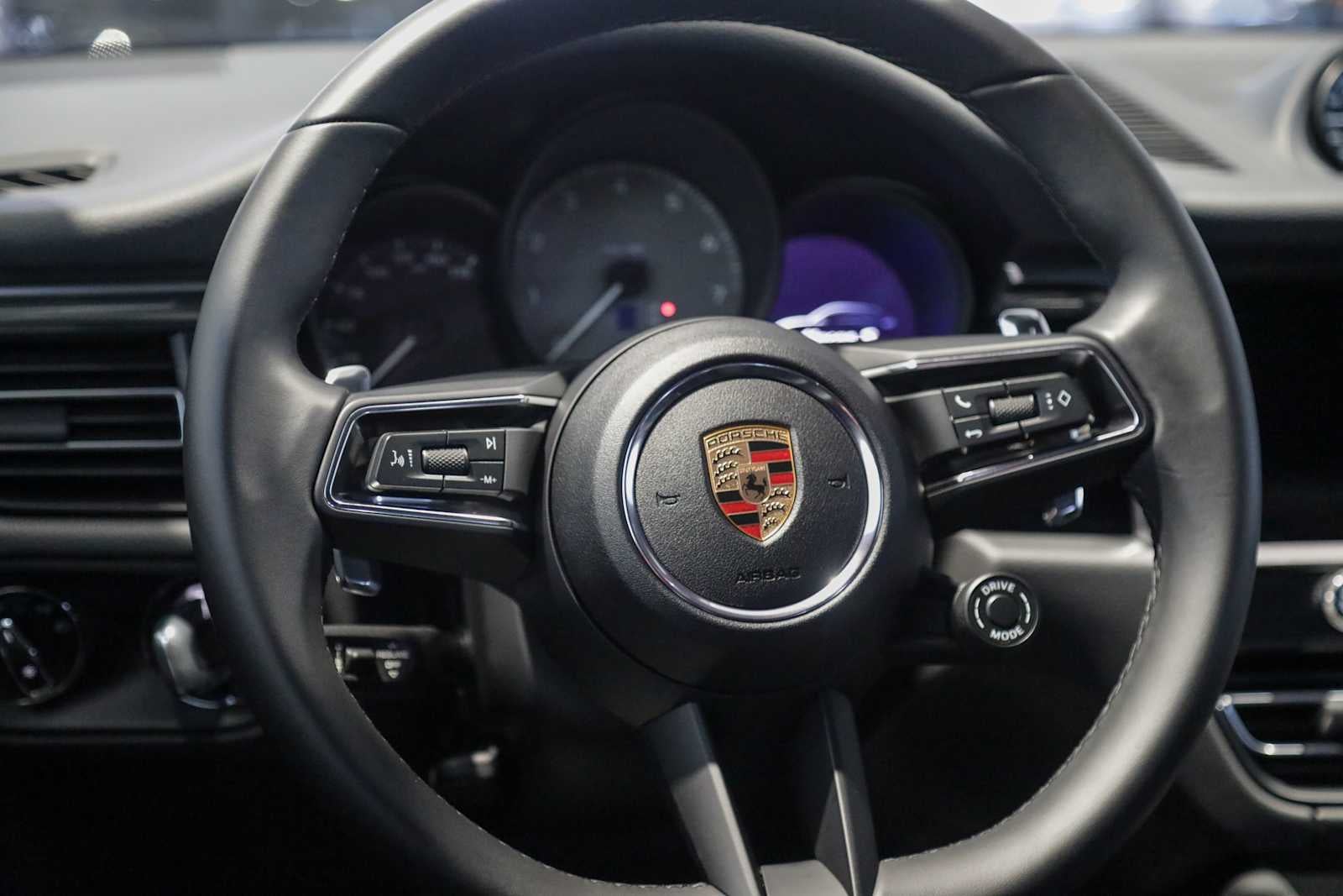 2025 Porsche Macan Macan S