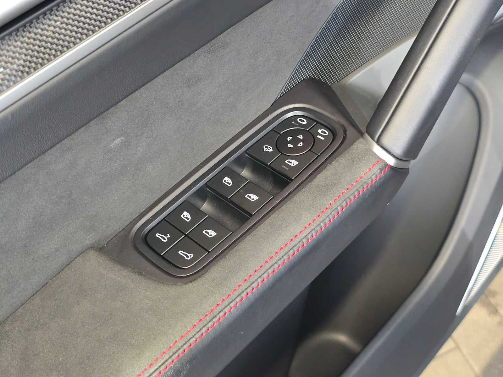 2025 Porsche Cayenne Cayenne GTS