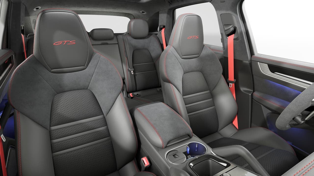2025 Porsche Cayenne Cayenne GTS