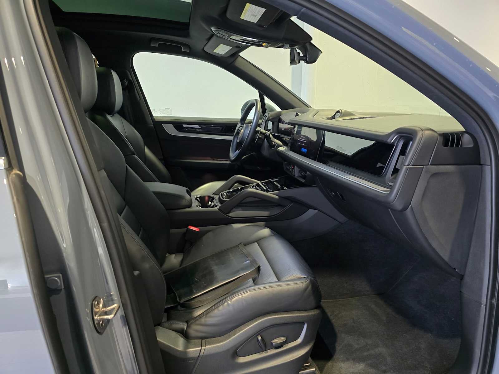 2024 Porsche Cayenne S