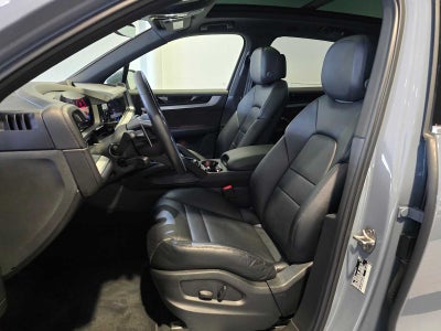 2024 Porsche Cayenne S