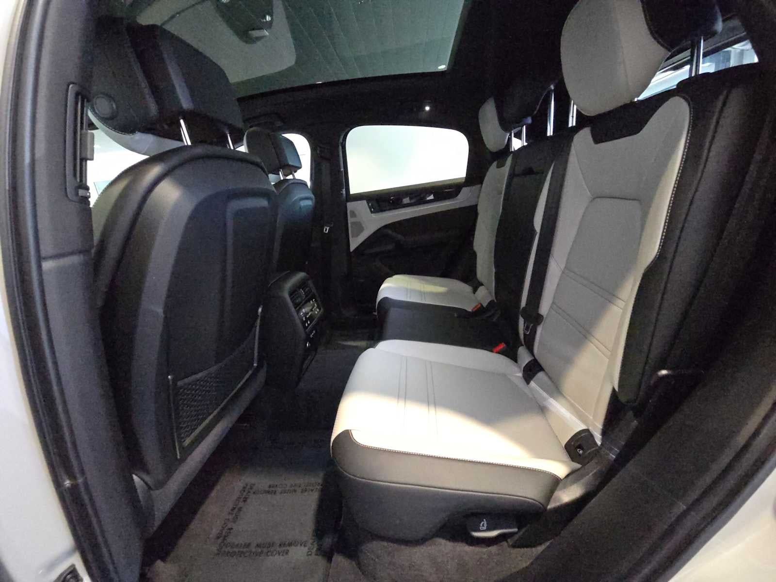 2026 Porsche Cayenne Base