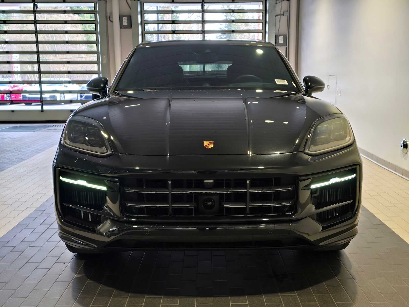 2025 Porsche Cayenne GTS