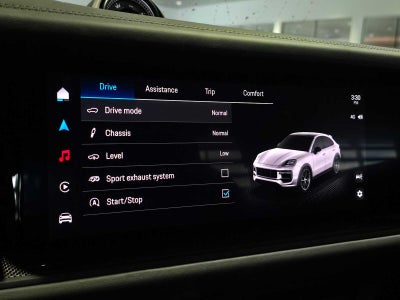 2025 Porsche Cayenne GTS