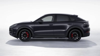 2025 Porsche Cayenne GTS
