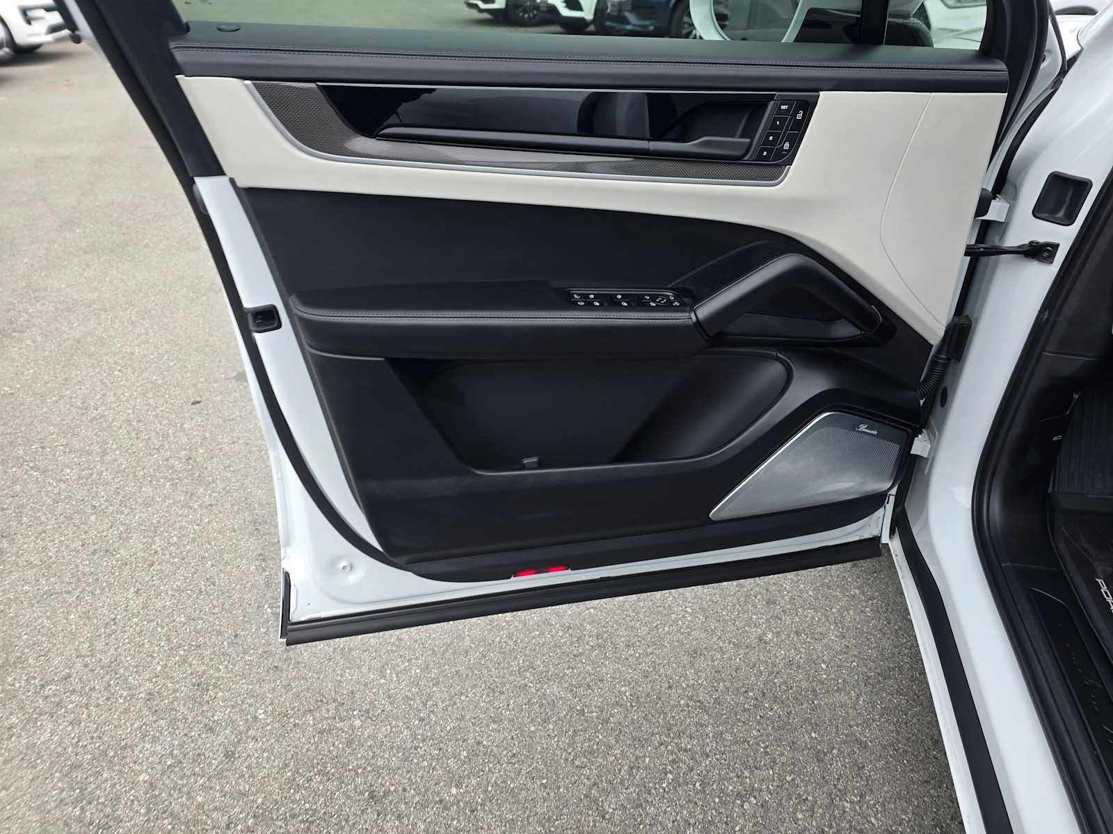 2025 Porsche Cayenne Turbo E-Hybrid