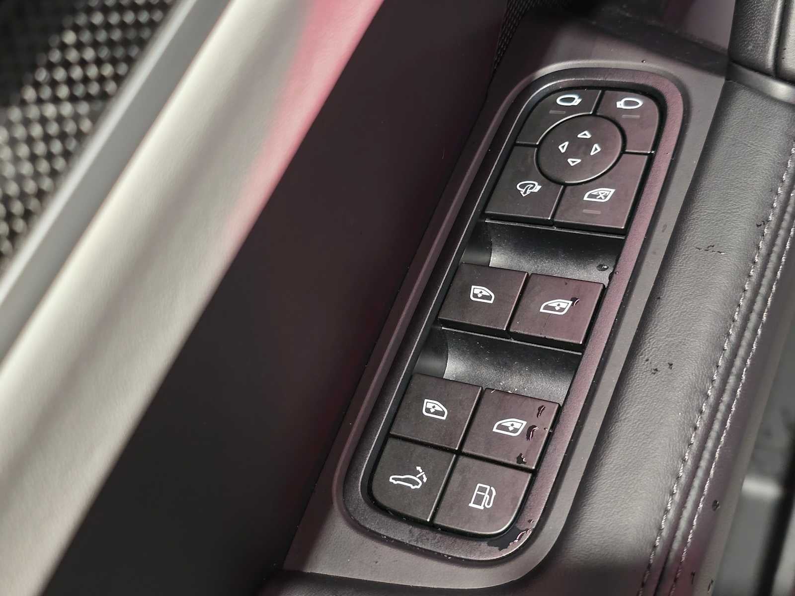 2025 Porsche Cayenne Turbo E-Hybrid