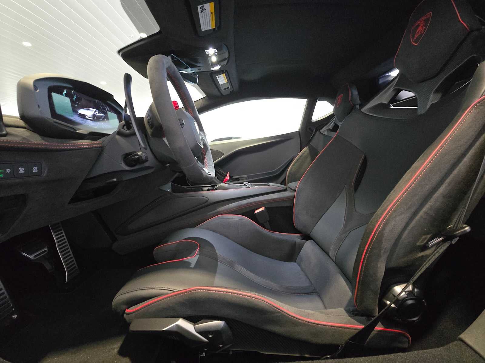 2026 Lamborghini Temerario Base