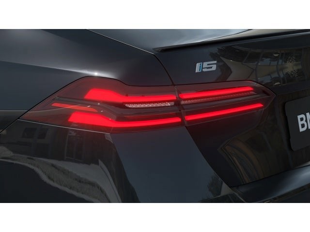 2026 BMW i5 xDrive40